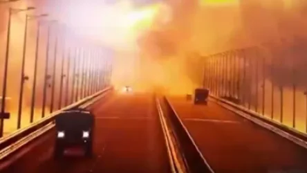 ՏԵՍԱՆՅՈՒԹ․ Առաջին կադրեր․ ինչպես է տեղի ունեցել  պայթյունը Ղրիմի կամրջի վրա