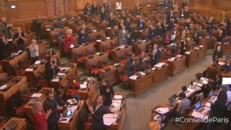 Փարիզում միաձայն բանաձև է ընդունվել ի պաշտպանություն հայ ժողովրդի