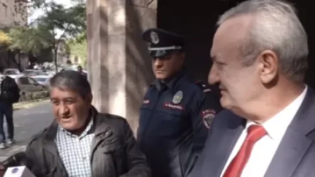 ՏԵՍԱՆՅՈՒԹ․ Նախարարն անհարմար վիճակում հայտնվեց․ նրա և լրագրողների զրույցին խառնվեց նաև քաղաքացին