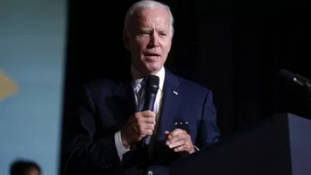 Դեմոկրատները Բայդենին կոչ են անում բանակցություններ վարել Ռուսաստանի հետ