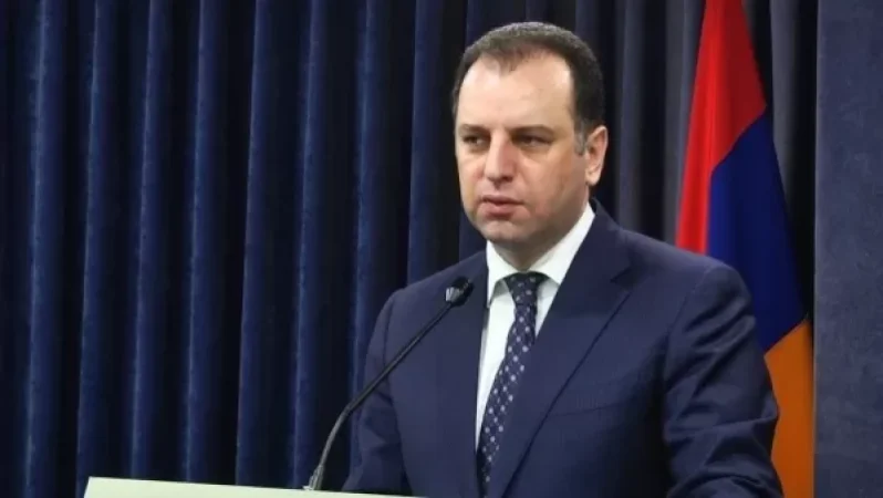 ՊՆ նախկին նախարարը ԱՄՆ-ում 2 մլն դոլարով առանձնատուն է գնել, ում միջոցով է Սարգսյանը ՀՀ-ից գումար դուրս բերել. Բաբաջանյան