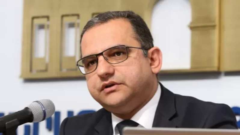 Պետական աշխատողները պարգևավճարի փոխարեն կստանան բարձր աշխատավարձ․ նախարար