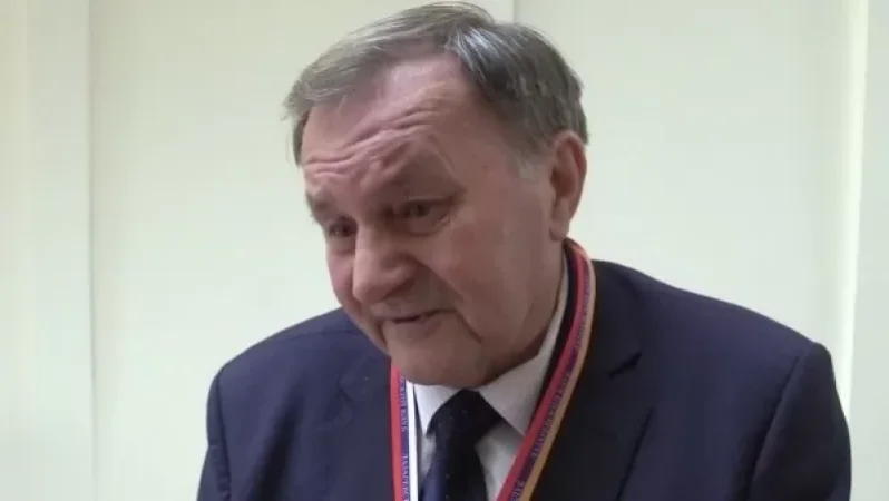 Երևանն իրեն պատից պատ է խփում․ Մոսկվան այսպես է նայում՝ որոշել եք նարդի խաղալ՝ խաղացեք․ Տարասով․ «Հրապարակ»