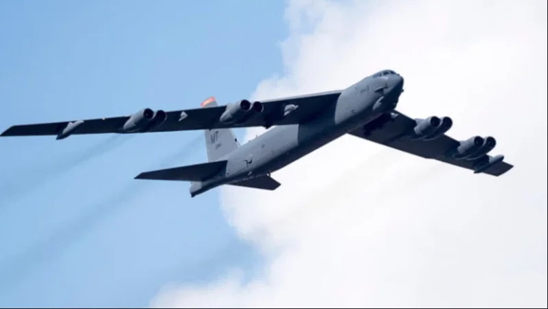 Ամերիկյան B-52H ռմբակոծիչները փորձել են մոտենալ Ռուսաստանի սահմանին. ՌԴ ՊՆ