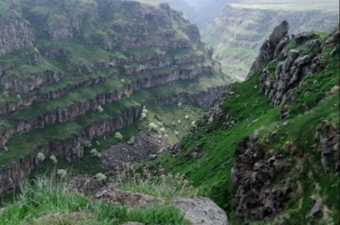 Քաղաքացին ընկել էր Արզնու ձորը․ նա հոսպիտալացվել է