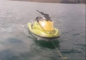 Սևանում ջրային սկուտեր է շրջվել․ քաղաքացիներ են դուրս բերվել