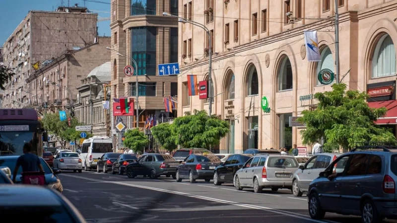 Մի հատ Երևանով մեքենայով գնացեք էլի, խրամատներ ենք հաղթահարում․ պատգամավոր