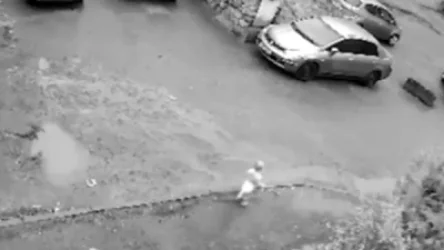 ՏԵՍԱՆՅՈՒԹ․ ՌԴ-ում գրեթե մերկ վիճակում մանկահասակ երեխան փախել է մանկապարտեզից