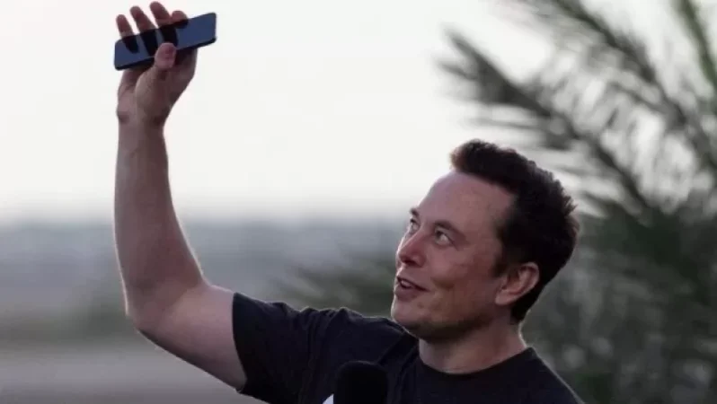 Իլոն Մասկը խոստացել է թողարկել սմարթֆոնի իր մոդելը, եթե Twitter-ը հեռացվի App Store-ից