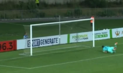 ՏԵՍԱՆՅՈՒԹ․ ՆՈԱ-ի դարպասապահը սեփական տուգանային հրապարակից կատարած հարվածով գրավել է ԱԵԿ-ի դարպասը