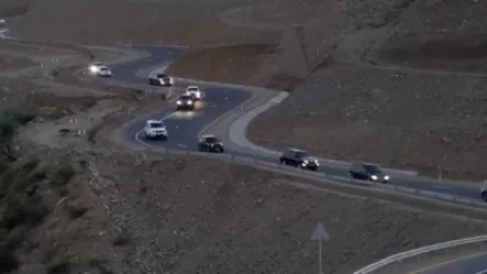 ՀՐԱՏԱՊ․ Քիչ առաջ քաղաքացիական հագուստներով մի խումբ ադրբեջանցիներ փակել են Ստեփանակերտ-Գորիս մայրուղին