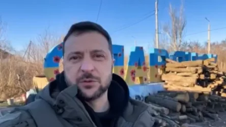 ՏԵՍԱՆՅՈՒԹ․  Զելենսկին ժամանել է Դոնբաս