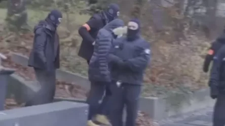 Գերմանիայում հեղաշրջում նախապատրաստելու համար կասկածվողների մոտ հայտնաբերվել է պաշտոնյաների անուններով ցուցակ