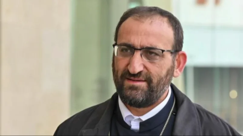 Արշակ սրբազանի կալանքը երկարացվեց