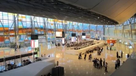 Ֆրանսիայի հյուպատոսի ճամպրուկի փականը օդանավակայանում կոտրել են, գումարը տարել. Aravot