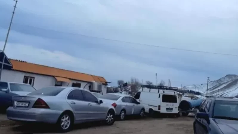 Մի խումբ արցախցիներ փորձելու են պահանջները ներկայացնել ուղիղ հրամանատարությանը. «Հրապարակ»