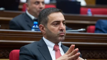 Գլխավոր դատախազությունը պահանջում է նախկին պատգամավորից բռնագանձել ԱՄՆ-ում գտնվող տները կամ դրանց համարժեք գումարը