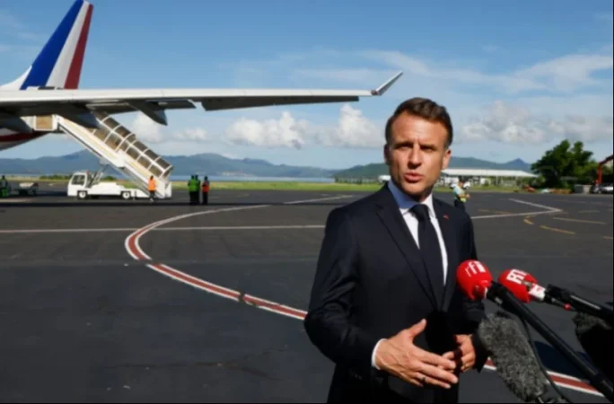 Դա անհեթեթություն է. Մակրոնի պատասխանը լրագրողի հարցին