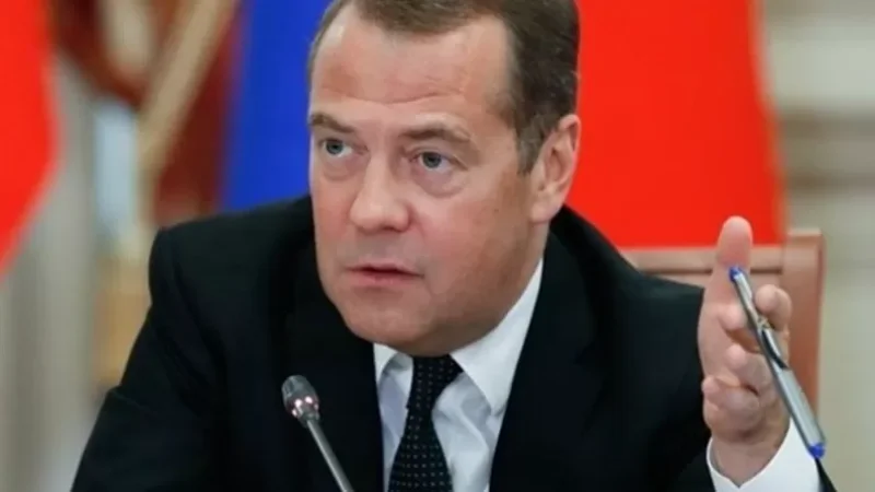 Մեդվեդևը զգուշացրել է` Ուկրաինայում Ռուսաստանի պարտությունը կարող է միջուկային պատերազմ հրահրել