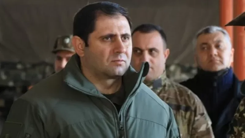 ՊՆ նախարարը դեռ չի գնացել ողբերգության վայր