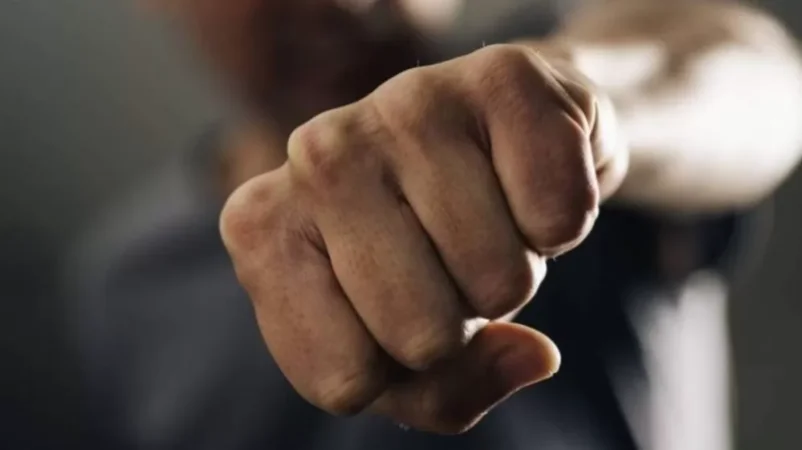 Օպերլիազորները ծեծել են քննիչին, նրանցից մեկը նաև թմրամիջոց է իրացրել. գործը դատարանում է