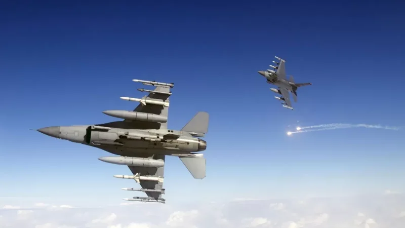 Նիդեռլանդներից ասել են` Ուկրաինային կմատակարարեն F-16 կործանիչներ, եթե իրենց դիմեն. Զելենսկին չուշացրեց դիմումը