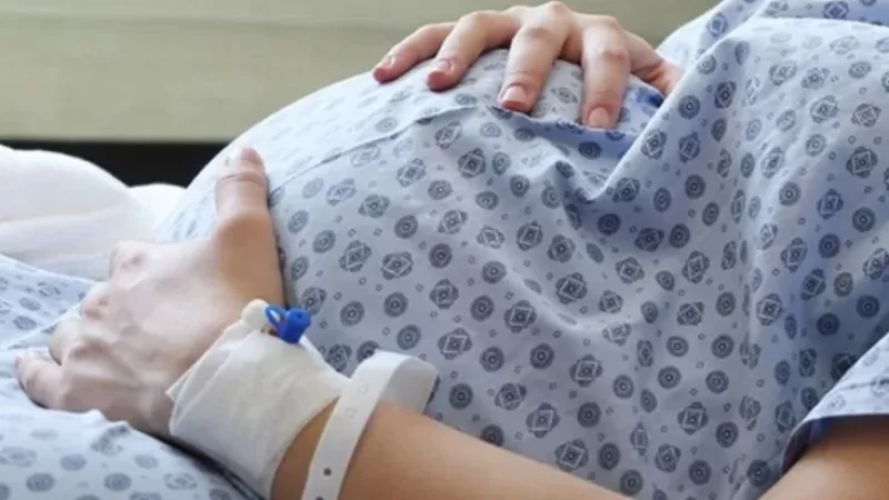 Հղի կինն անգիտակից վիճակում փողոցում է եղել. պարեկները կնոջը տեղափոխել են բուժկենտրոն