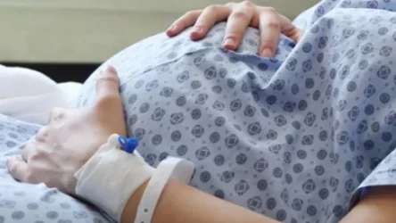 Հղի կինն անգիտակից վիճակում փողոցում է եղել. պարեկները կնոջը տեղափոխել են բուժկենտրոն