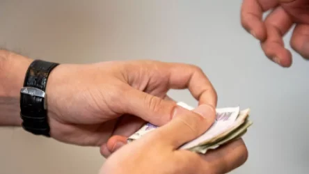 ՃՈ տեսուչները վարորդներից մինչև 10 000 դրամ կաշառք են ստացել