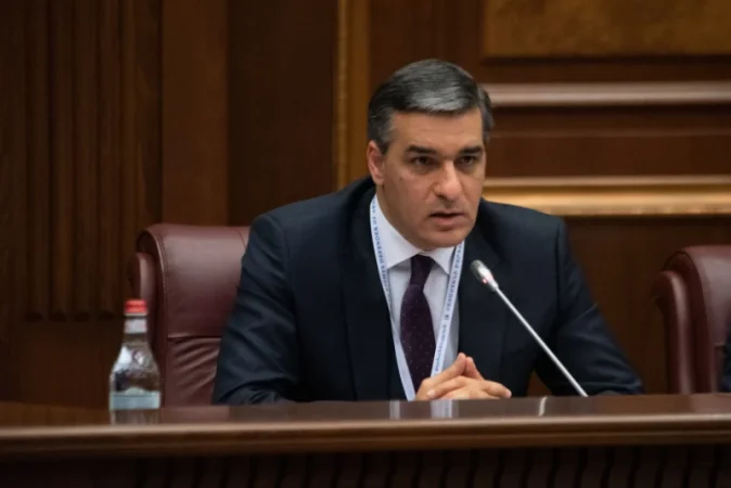 ՀՀ վարչապետի պաշտոն զբաղեցնող ղեկավարի հետ ամեն ինչ պարզ է․ Արման Թաթոյան