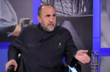 Ես ամենաչքաղաքականացված հոգևորականն եմ․ Աջապահյան