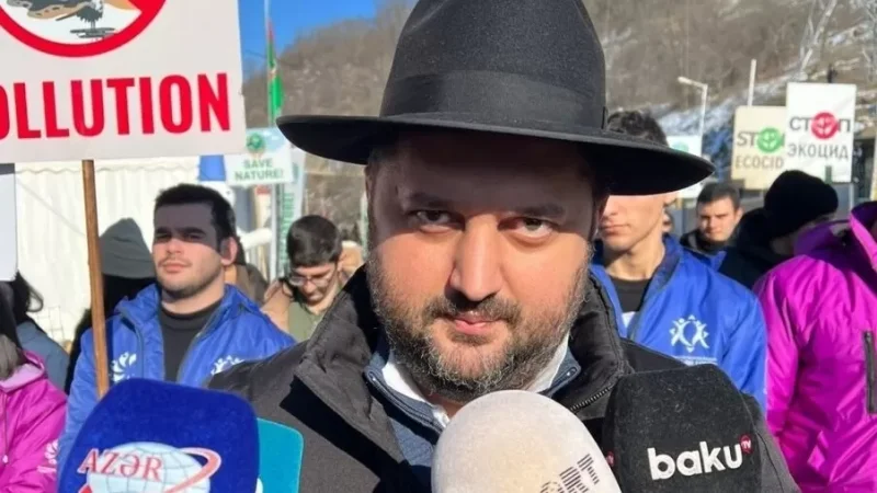 Ստեփանակերտ-Գորիս մայրուղին փակած «բնապահպանների» թվում է Բաքվի հրեական դպրոցի տնօրեն Ռաբբի Զամիր Իսաևը