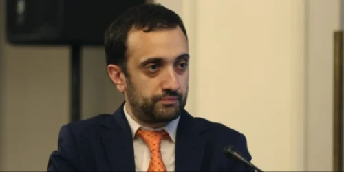 Կներեք, իսկ ադեկվատ ընդդիմություն երբ է լինելու․ Իոաննիսյան