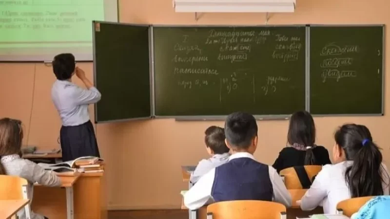 Աշխատանքային օրենսգրքի փոփոխություններից հետո կենսաթոշակային տարիքի ուսուցչին աշխատանքից ազատել հնարավո՞ր է. ԱՍՀ-ն պատասխանել է