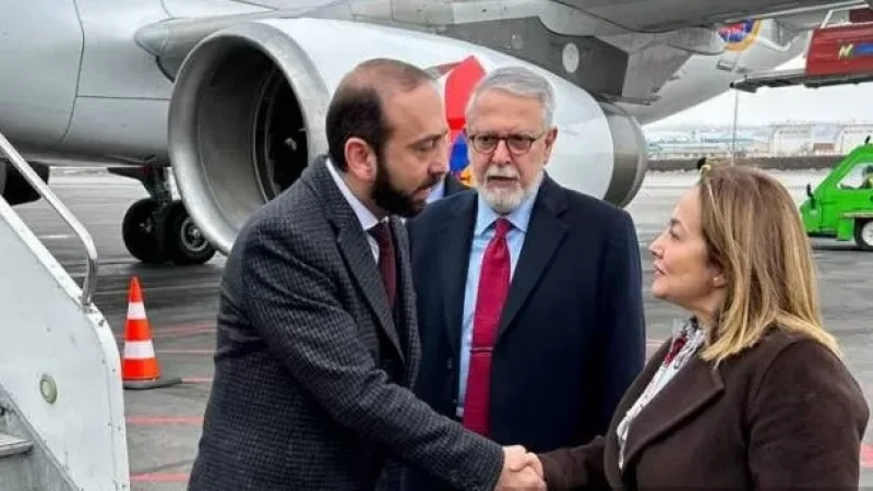 ԼՈՒՍԱՆԿԱՐ․ Արարատ Միրզոյանն ու Ռուբեն Ռուբինյանը Թուրքիայում են