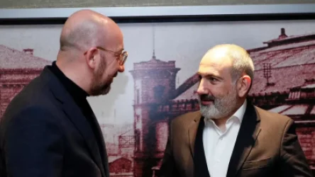 Մյունխենում Նիկոլ Փաշինյանը ոչ ֆորմալ հանդիպում է ունեցել Շառլ Միշելի հետ