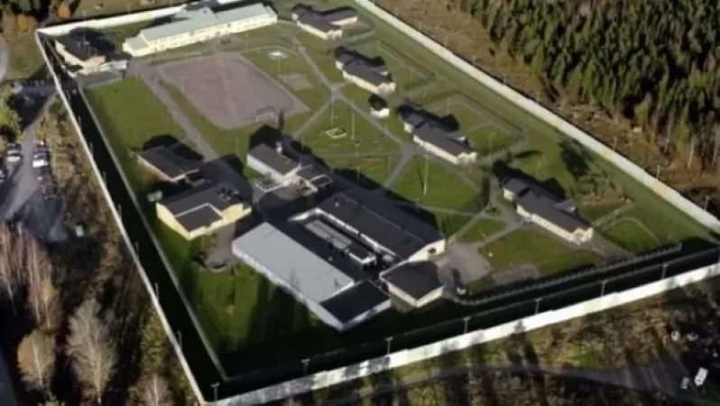 Շվեդիայում կալանավորները պատանդներ էին վերցրել․ 9 ժամ բանակցություններից հետո վորջիններս հանձնվեցին՝ պահանջելով 20 քաբաբ և պիցցա