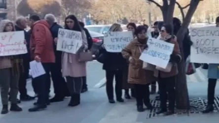 Քիմիկոսները Փաշինյանի հետ հանդիպում են պահանջում