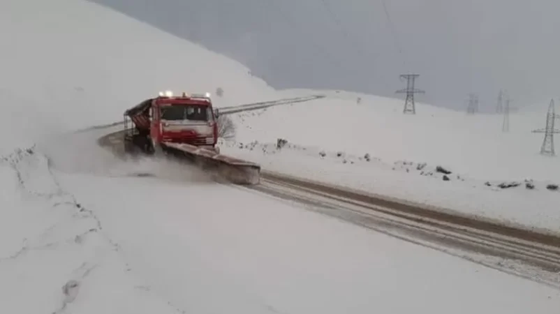 Բքի պատճառով Թթուջուր-Նավուր ավտոճանապարհը դժվարանցանելի է