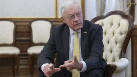 Մենք ետ ենք քաշվում 15 կմ, ռուսները՝ ևս 15 կմ. Քելլոգ