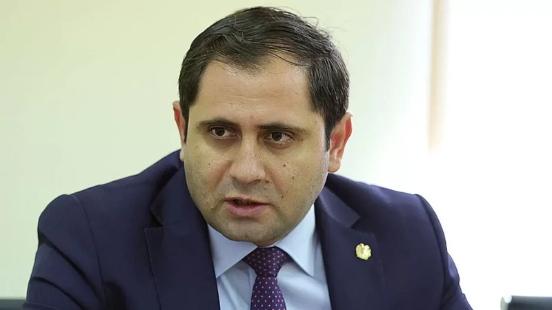 Վարչապետի աշխատակազմը` Սուրեն Պապիկյանի պաշտոնանկության վերաբերյալ լուրերի մասին