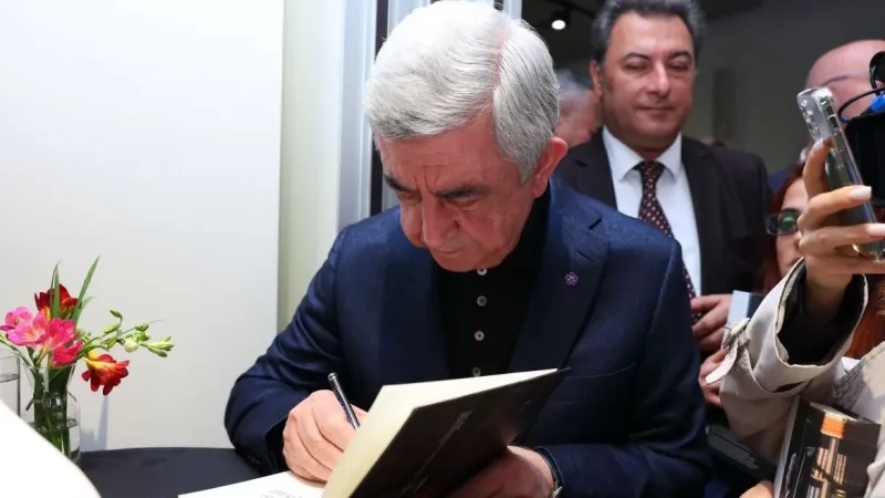 Photos: Who Attended the Presentation of Serzh Sargsyan's Collection 'At the Negotiation Front'?