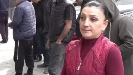 ՏԵՍԱՆՅՈՒԹ.«Մենք հիմա ապրում ենք նախկին ՊՆ շենքի դիմացի փողոցում, վրանների տակ». բնակիչ