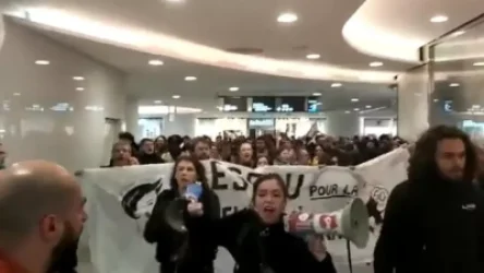 ՏԵՍԱՆՅՈՒԹ․ Ցուցարարները ներխուժել են Փարիզի Châtelet les Halles առևտրի կենտրոն