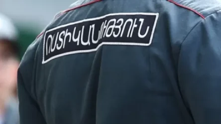 «Հլա իջի՛ մեքենայից, արա՛». ոստիկանը հայհոյել է քաղաքացուն․ ահազանգ