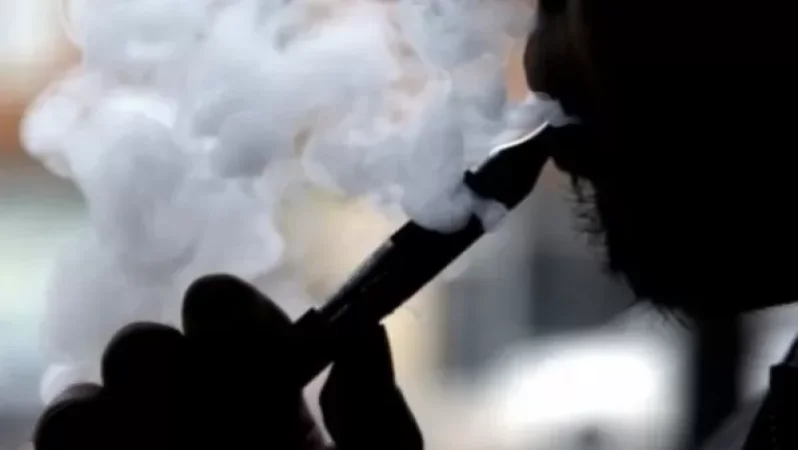 Ամերիկյան բժշկական ասոցիացիան հորդորում է հրաժարվել էլեկտրոնային ծխախոտից