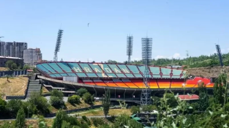 «Հրազդանին» կից պահուստային դաշտը կվերցնեն Աշոտ Աղաբաբյանից` «Բուռնաշից». Հրապարակ