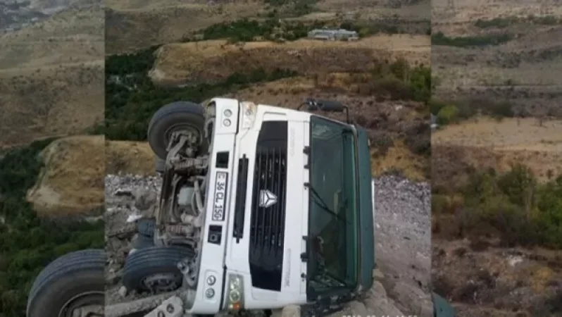 Չնախատեսված վայրում շինաղբ դատարկող մեքենան կողաշրջվել է