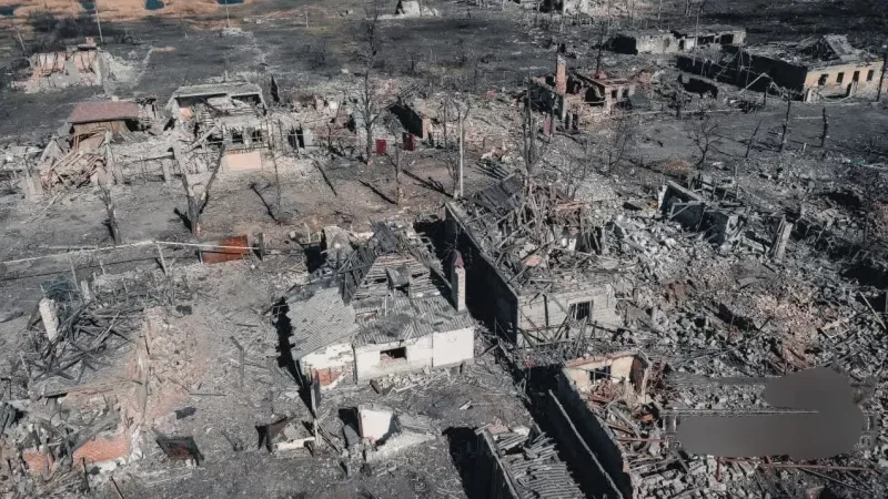 Photos: The City of Mariinka in Donetsk Now
