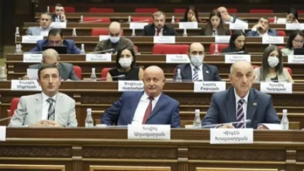 Ինչ է քննարկվել ՔՊ 3 ժամանոց փակ նիստում․ «Հրապարակ»